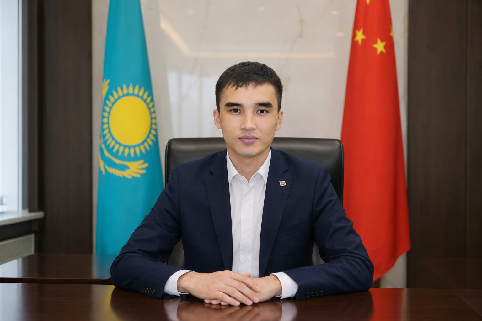 Жеңіснұр Азаматтың ресми фотосы
